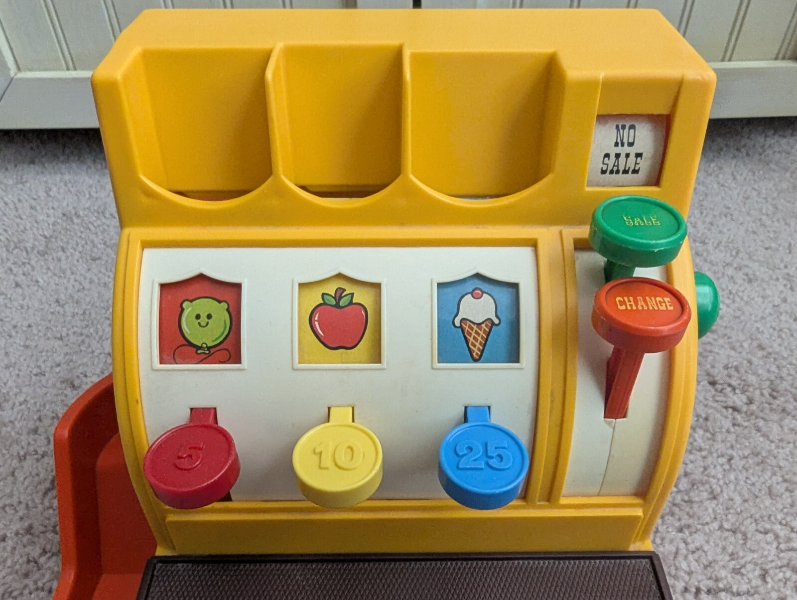 как выглядит Vintage Fisher-Price Cash Register 926 with Four Coins Working Bell 1974 фото