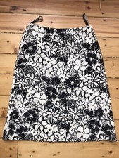 HOBBS Black  White Floral Print A-line Skirt - Size 10