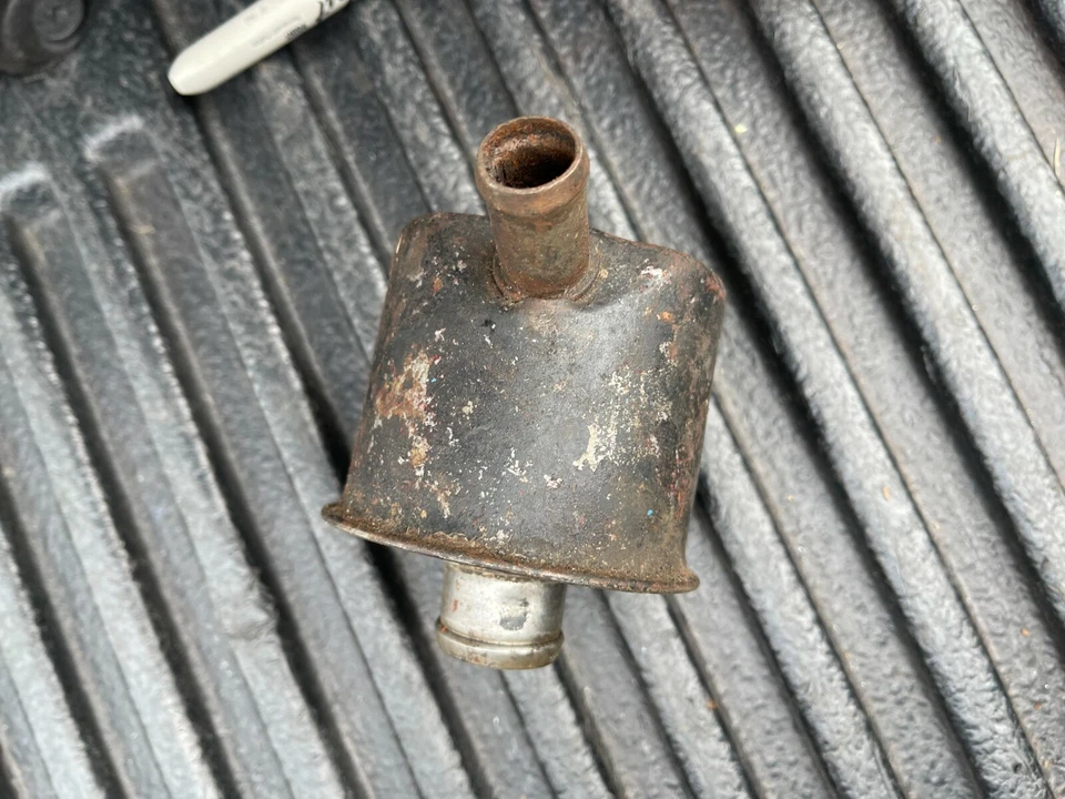 1969 dodge charger breather valve cover air cleaner b-body coronet satellite 68 - Image 2 of 4