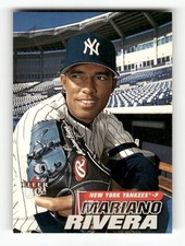 2001 Ultra #90 Mariano Rivera