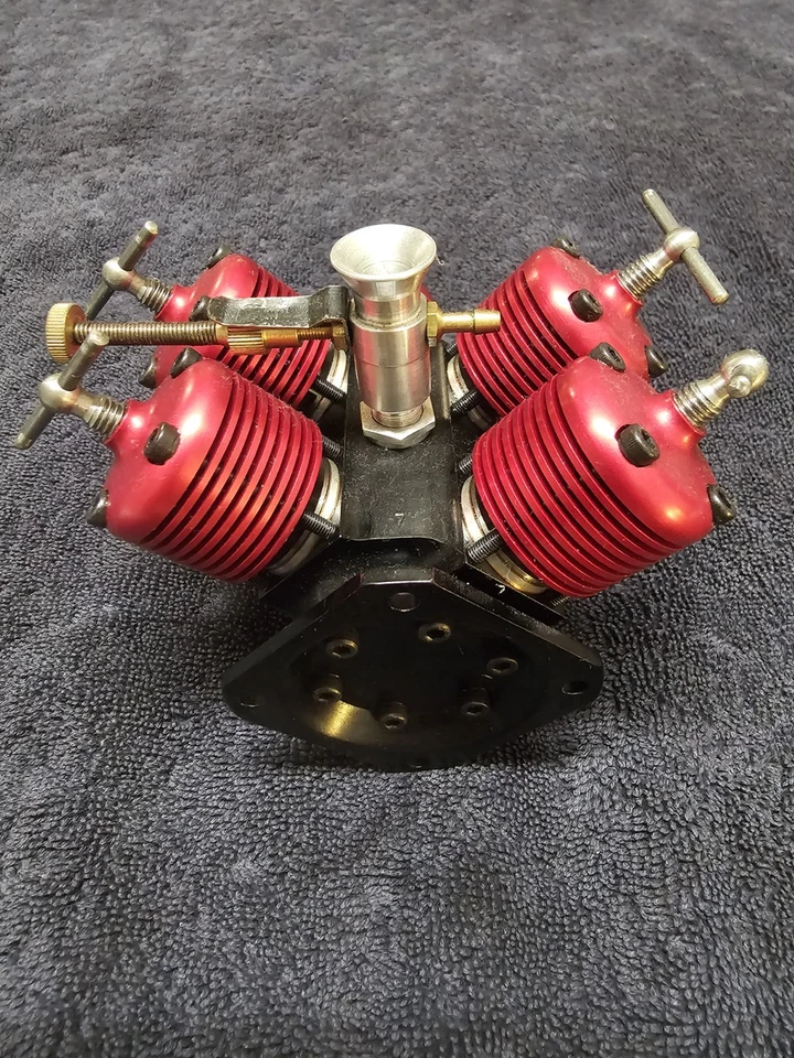 Clamo Shadow Prototype V4 10cc Model Diesel Engine - Image 4 of 4