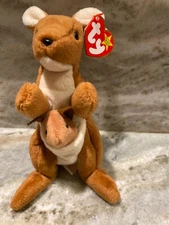 Ty Beanie Babies Pouch the Kangaroo, 1996, PE Pellets, Mint w/ Tag new 