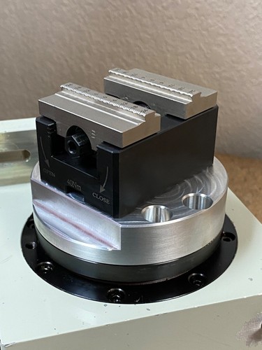 TORMACH microARC 4th axis ADAPTER & 3R CNC Self-centering Vise 8-55mm & HARDWARE - Picture 5 of 17