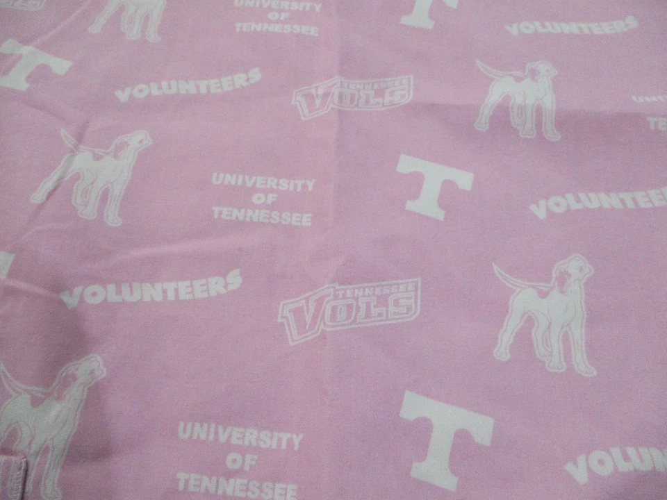 Scrub Duds Womens Scrub Shirt Medium Pink Dogs Short Sleeve Medical Polyester - Image 3 of 4