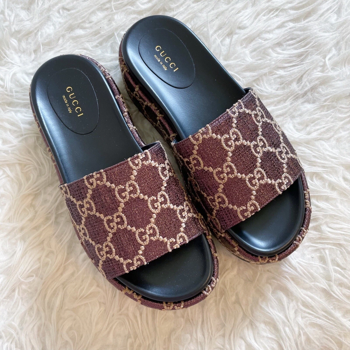 Gucci Angelina GG Logo Embellished Burgundy Lame Platform Slide