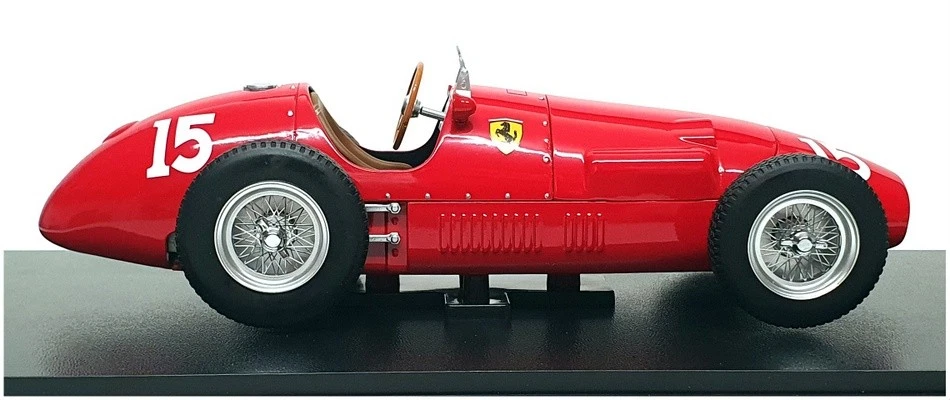 CMR 1/18 Scale CMR196 - F1 Ferrari 500 F2 Winner British GP 1952 #15 A. Ascari - Image 3 of 4