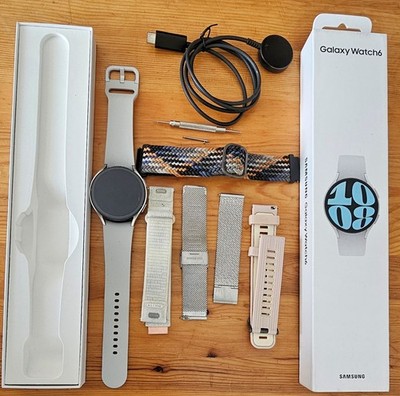Samsung Galaxy Watch 6    44 mm Aluminiumgehäuse OVP + 4 Armbänder SM-R940