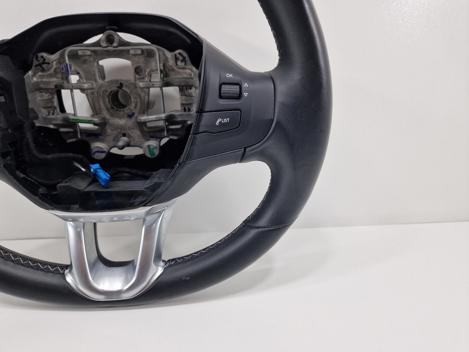 Volante Multifunzione in Pelle Peugeot 208 2012-2019 Usato Originale 014 - Miniatura 6