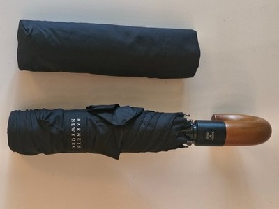 Fully Automatic BARNEYS NEW YORK Wooden Handle Umbrella Folding 