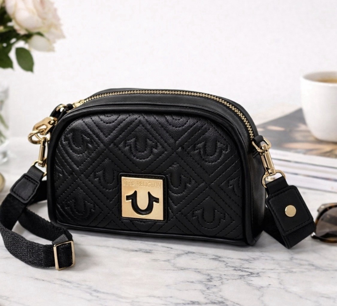 New True Religion W/ Metal Horseshoe Logo Crossbody Bag Black