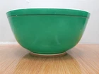 Pyrex Primary Green Mixing Nesting Bowl #403 Vintage 2 1/2 Qt USA