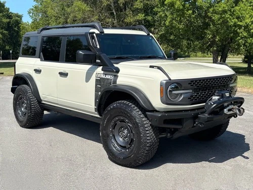 2022 Ford Bronco Everglades Advanced