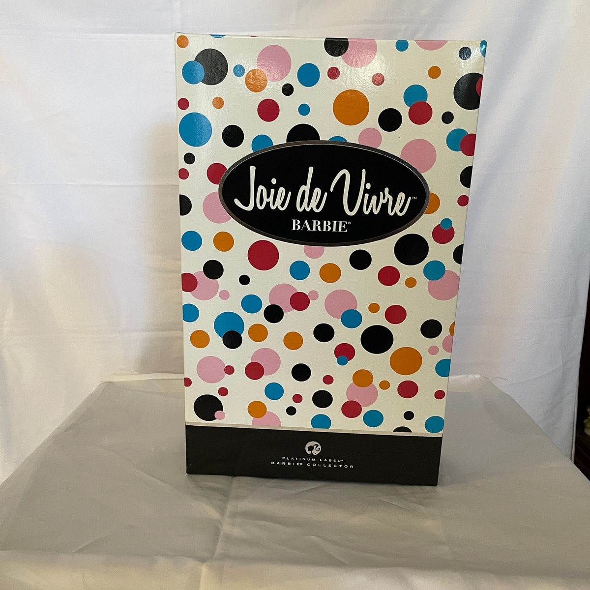 Mattel 2008 Joie de Vivre Barbie Doll Signed 2009 Convention Mattel 2008 Joie de Vivre Barbie Doll Signed 2009 Convention