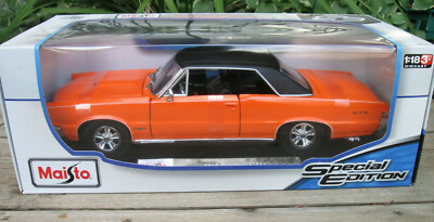 Maista 1965 Orange Pontiac GTO Special Edition 1:18 Diecast