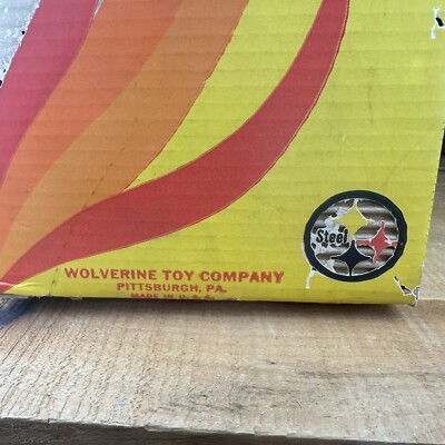 Vintage 1960's Wolverine Toy Tin Refrigerator in original box