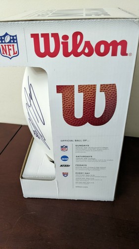Greg Olsen Chicago Bear U de Miami FIRMADO Autografiado FÚTBOL Beckett certificado de autenticidad - Imagen 7 de 12