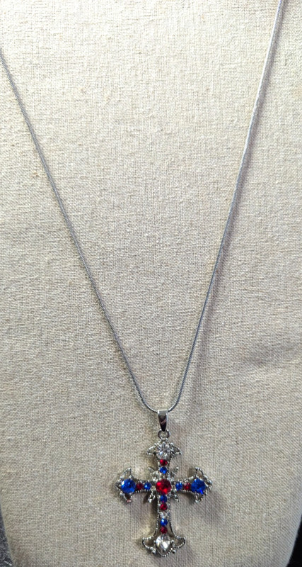 Vintage Fashion gemstone rhinestone cross with silver toned necklace 20 inches
