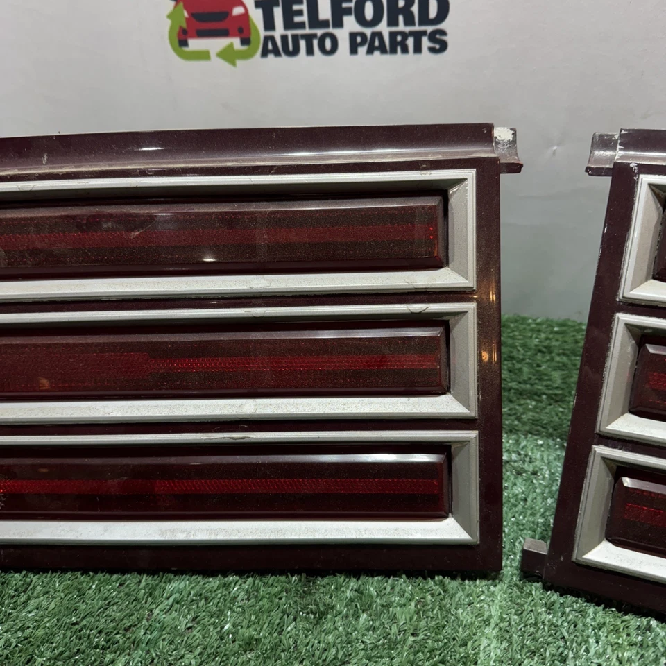 USED 1980 1981 1982 Chrysler Cordoba Tail Light (PAIR) - Image 4 of 4