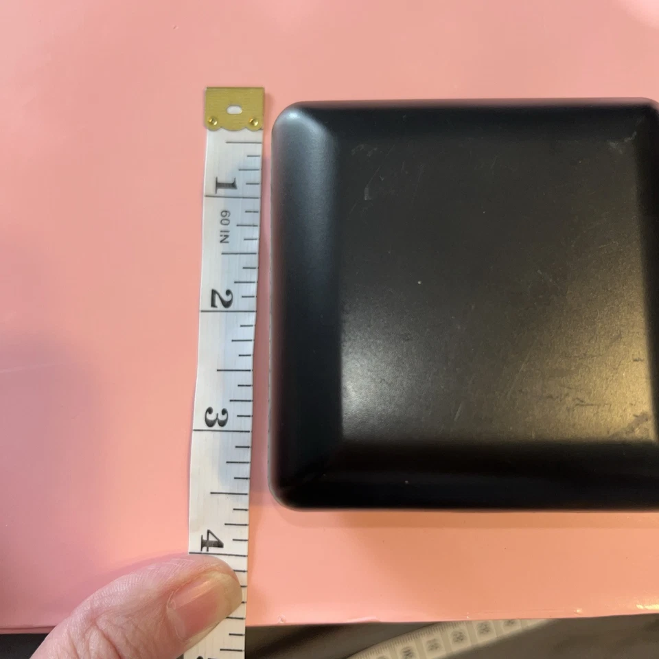 Vintage Elgin Relógio Despertador de Viagem Estojo de Amêijoa de Trabalho Wind Up Preto Mãos Brilhantes - Imagem 3 de 4