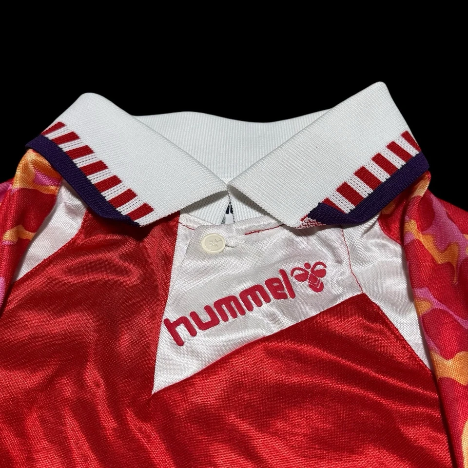 Camiseta de fútbol vintage años 90 Hummel roja blanca en blanco 15 cuello adulto grande Foto 4 de 4