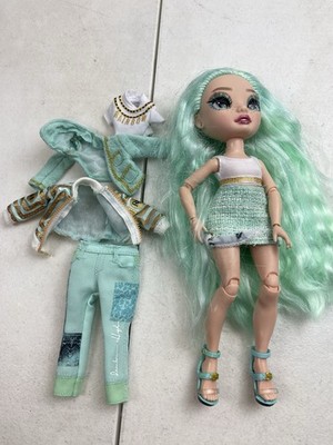 Rainbow High Series 3 Daphne Minton Fashion Light Green MGA Doll 2021