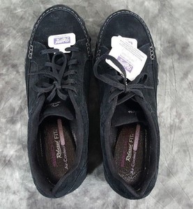 skechers women's relaxed fit bikers lamb slip on shoes black