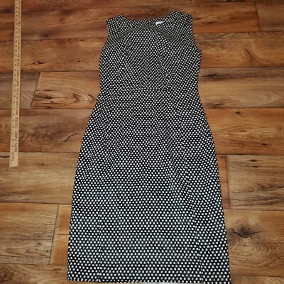 green emerald velvet dress Calvin Klein | black zipper dress
