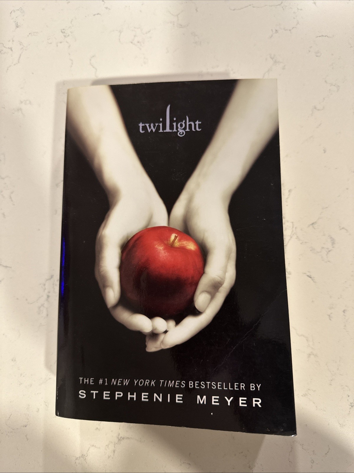 Twilight By Stephenie Meyer Paperback Book 1st Edition 2005