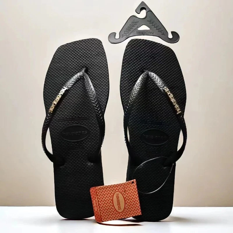 New Women's Flip Flops 2026 Summer Beach Slippers Ladies Outdoor Travel Sandals
Opens in a new windo