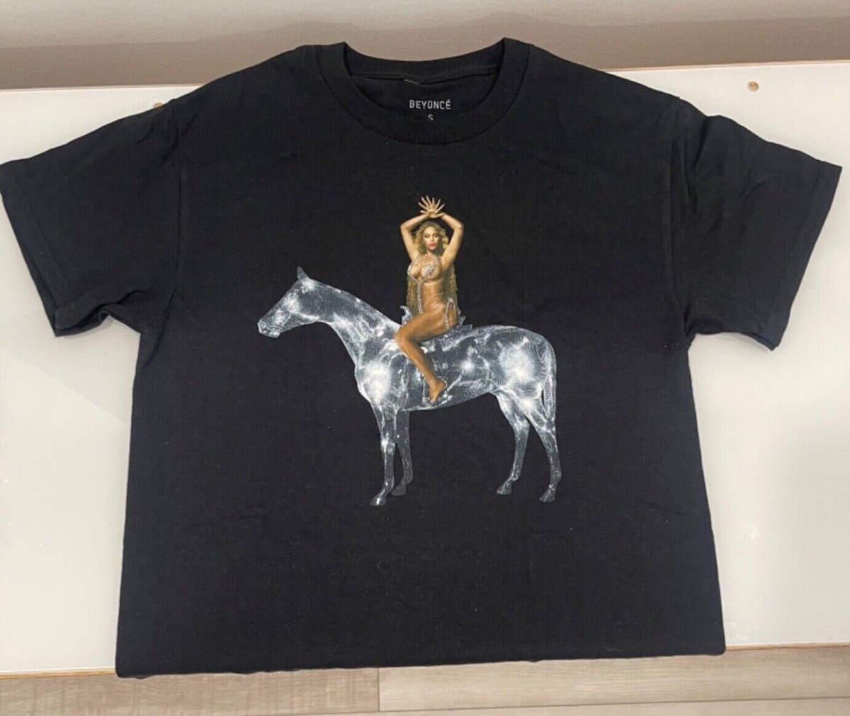 Beyoncé Limited Release Renaissance Box Pose 2 T Shirt (only the