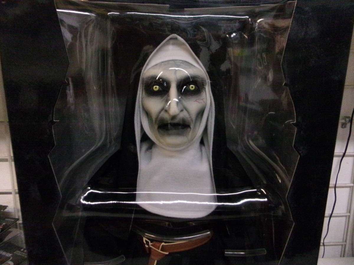 Mezco Toyz The Nun 18インチ フィギュア MEZCO TOYZ - THE CONJURING UNIVERSE - THE NUN 18 INCH DELUXE