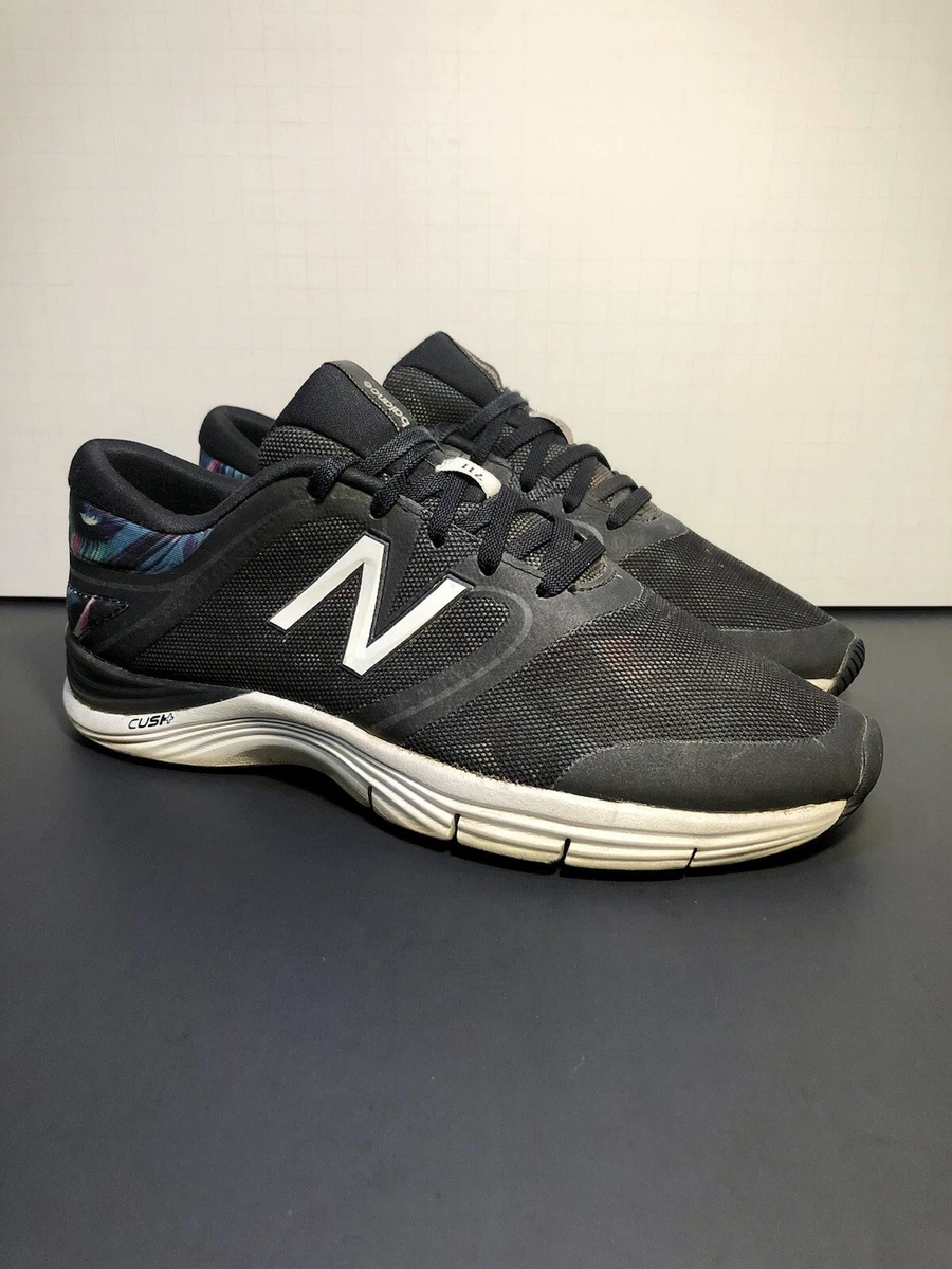 New balance store 711 Black