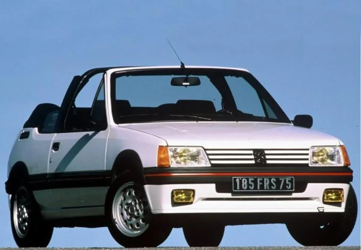 Mousse de dossier Peugeot 205 CTI pour le confort en cabriolet - 3