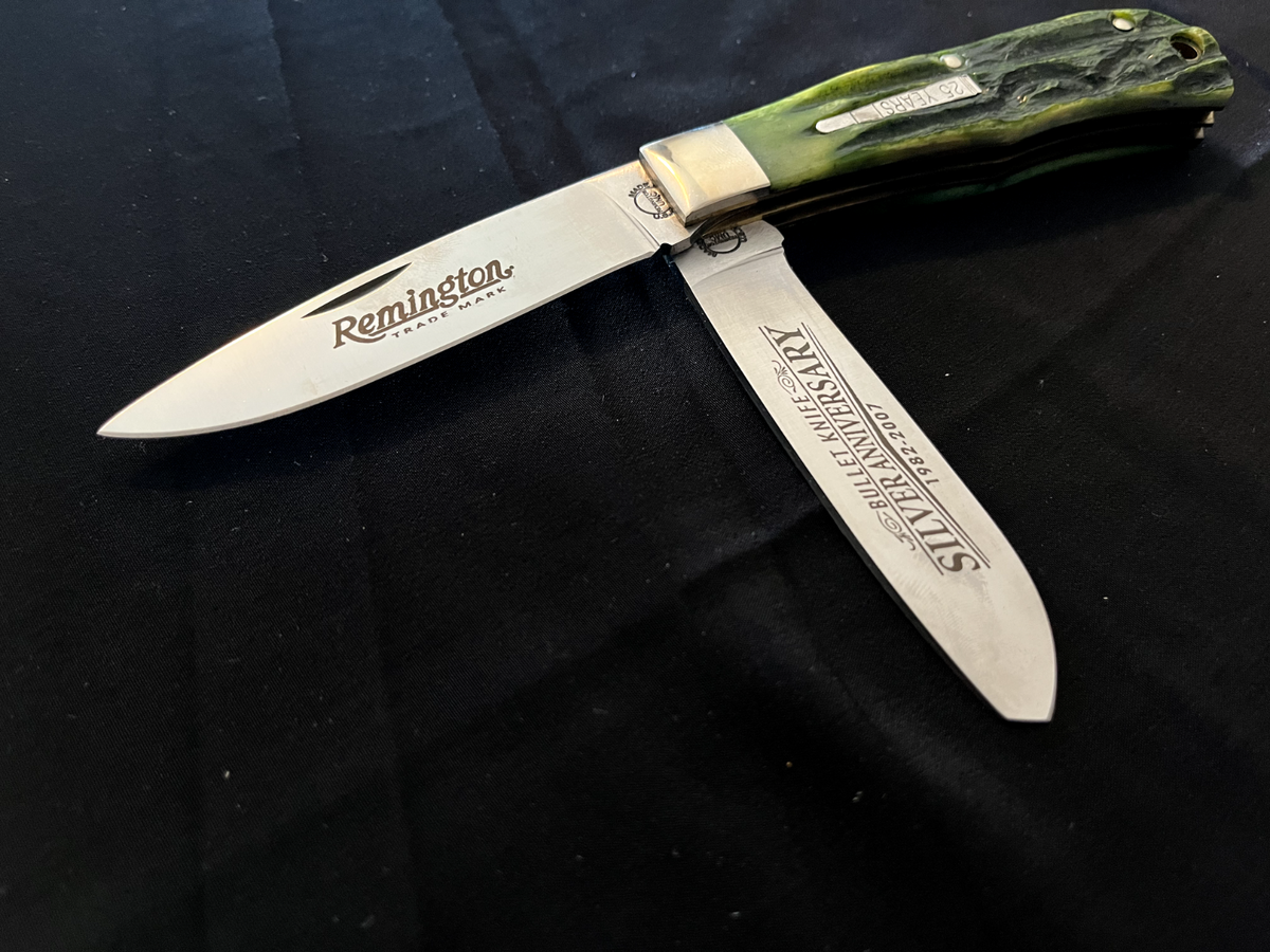 Remington Folding-Knife-USA-25 Year-Silver-Anniversary Remington Folding-Knife-USA-25 Year-Silver-Anniversary