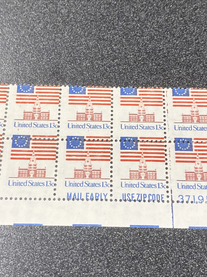 EFO: US 1622 Flag Over Independence Hall Plate Block Of 20 - Very Cool Item - Image 4 of 4