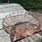 OYSTER & PEARL PINK DEPRESSOIN GLASS FRUIT BOWL - HOCKING Vintage