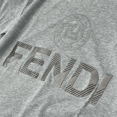 FENDI グレー Tシャツ Fendi T-shirt with embroidered logo | Women's Clothing | Vitkac