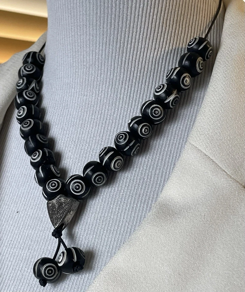 "Collar llamativo de cuentas de piedra acanalada negra 18"" colgante de plata étnico tribal" Foto 3 de 4