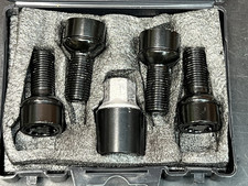0019901607 Wheel Lock Bolt Set M14x1.5x27 Mercedes Benz 4 Locks Key Black