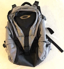 Vintage Oakley Surf Wet Tactical Field Gear Backpack Heavy Duty Padded Straps