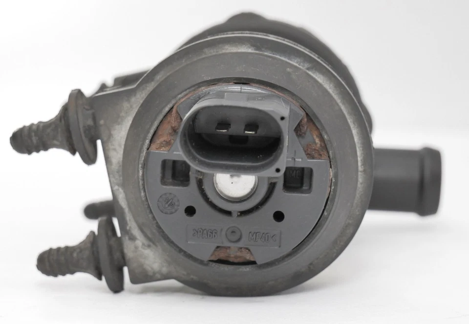 Auxiliary Coolant Pump Audi TT A3 Eos 2008 VW R32 MK5 3.2 VR6 OEM 3D0 965 561 D - Image 3 of 4