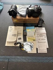 Nikon D300 DSLR Camera with AF-S 18-200mm VR Lens and 1GB CF Card Kit
