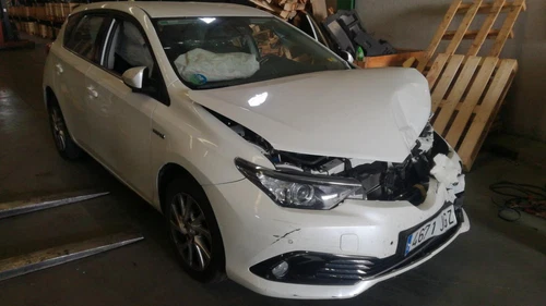63583367 Caja Reles/Fusibles para TOYOTA AURIS (E18) * 2015 248032 - Imagen 3 de 7