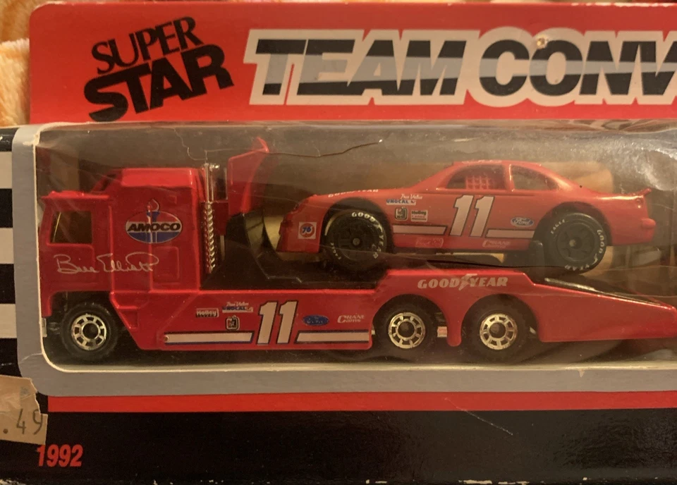 #11 Bill Elliot Matchbox Convoy Truck plataforma plana coche de carreras Thunderbird, 1992, de colección Foto 2 de 4