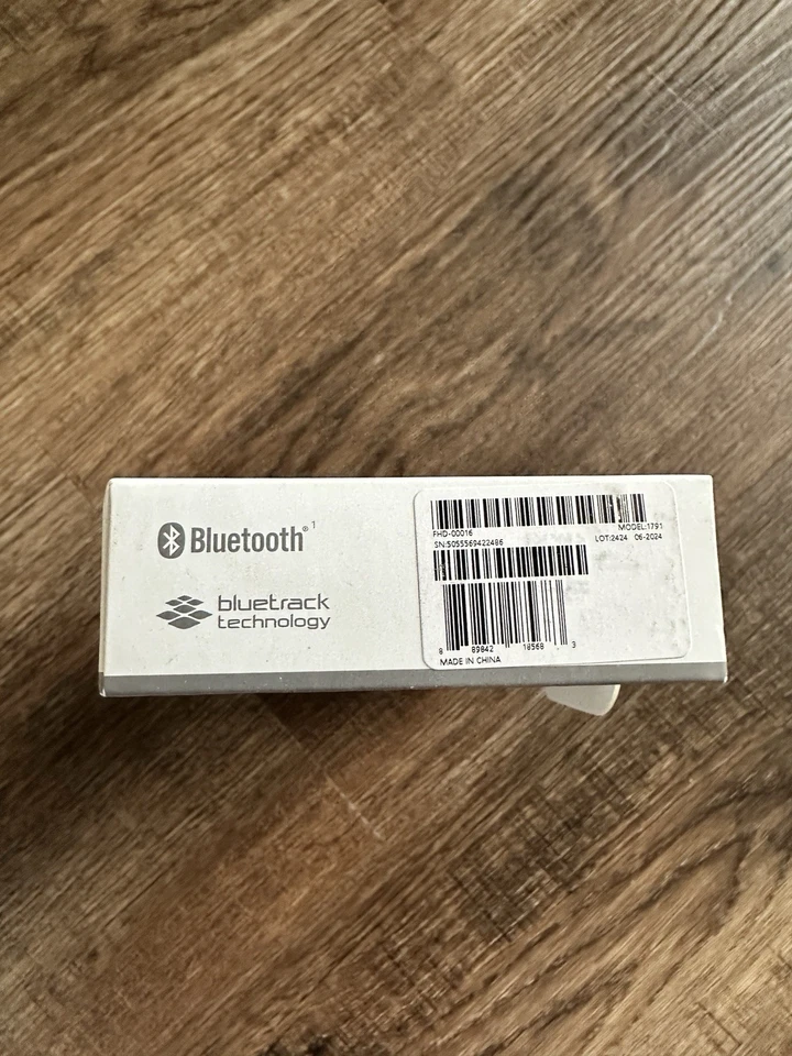 Microsoft Surface Arc Mouse | Black | Wireless Bluetooth | New 1791 Factory Seal - Image 3 of 3