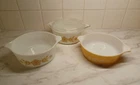 New ListingVintage PYREX Casserole Mixing Baking Bowls 1972 BUTTERFLY GOLD Pattern one lid