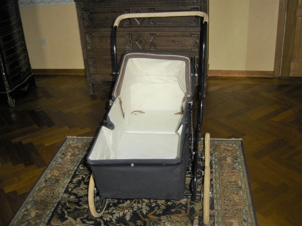 Magnifique Poussette landau Anglaise vintage des années 60 signé Marmet - Photo 2/4