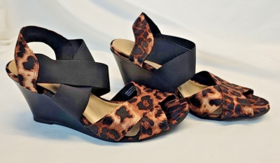 Womens PREDICTIONS Shoes Sandals Size 6.5W Easy-On Leopard/Black Open-Toe 6-1/2W