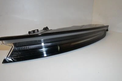 PORSCHE Taycan Rücklicht hinten rechts 9JA945096A  - Bild 1 von 4