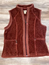 Woolrich Womens Vest Size Large Red Full Zip Fuzzy Outdoor Hiking Terry Cloth